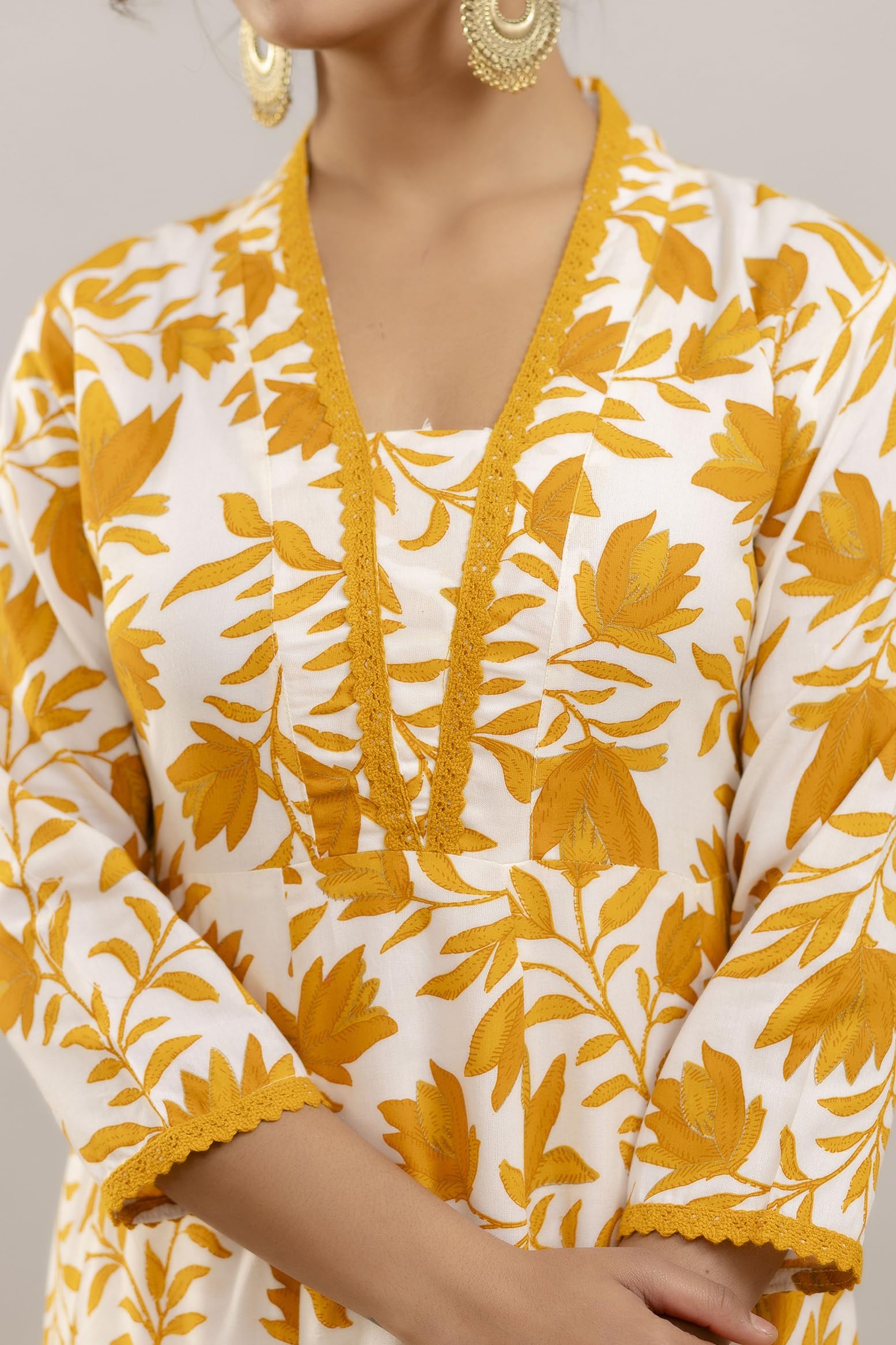 Floral Printed Anarkali Pure Cotton Kurta with Trousers & Dupatta