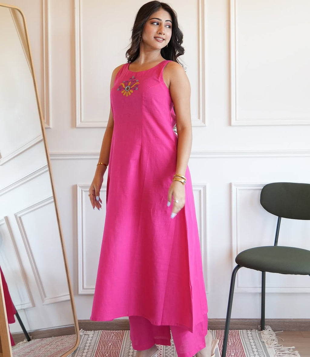 Pink embroidery sleeveless kurta pant set