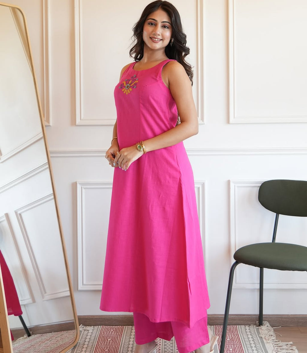 Pink embroidery sleeveless kurta pant set