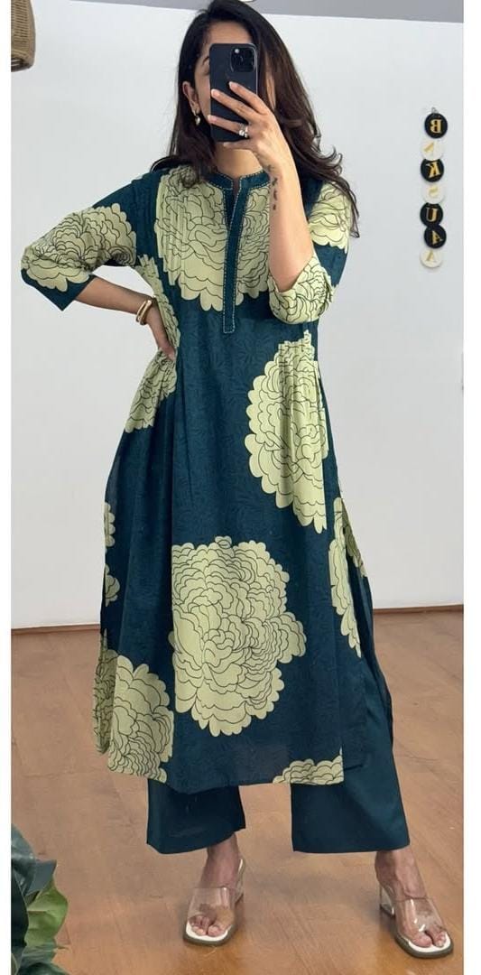 Beautiful Green Floral Pintex Work Kurti With Pant