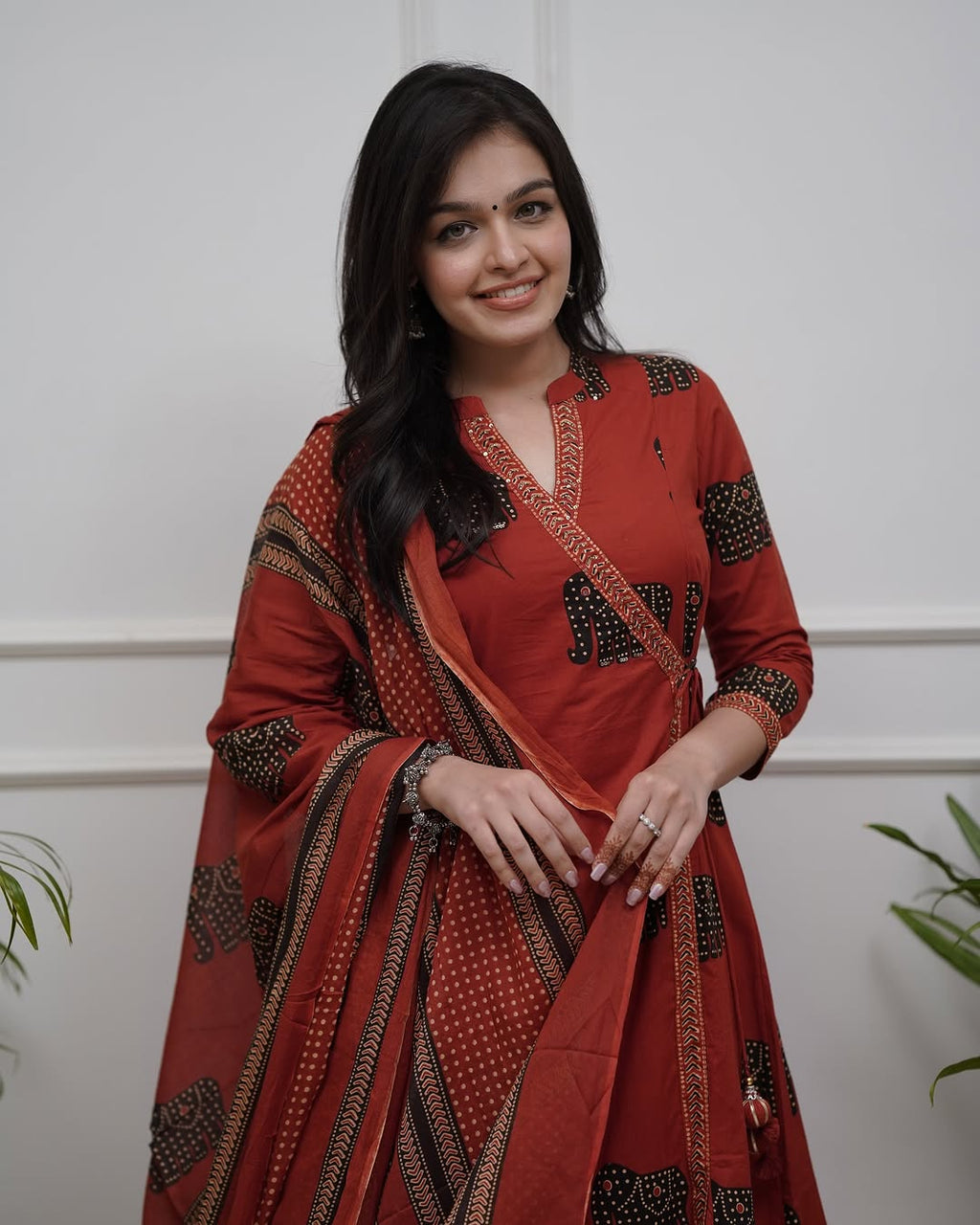 Beautiful Red Traditional Kurta Sets With A Contemporary Touch